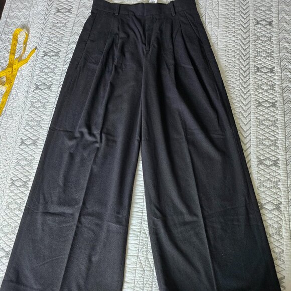 Banana Republic Pants - Banana Republic Wide leg Black Flannel Dress Pants Size 8 NWT